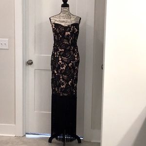 ✨Elegant ELOQUII strapless light pink and black dress✨